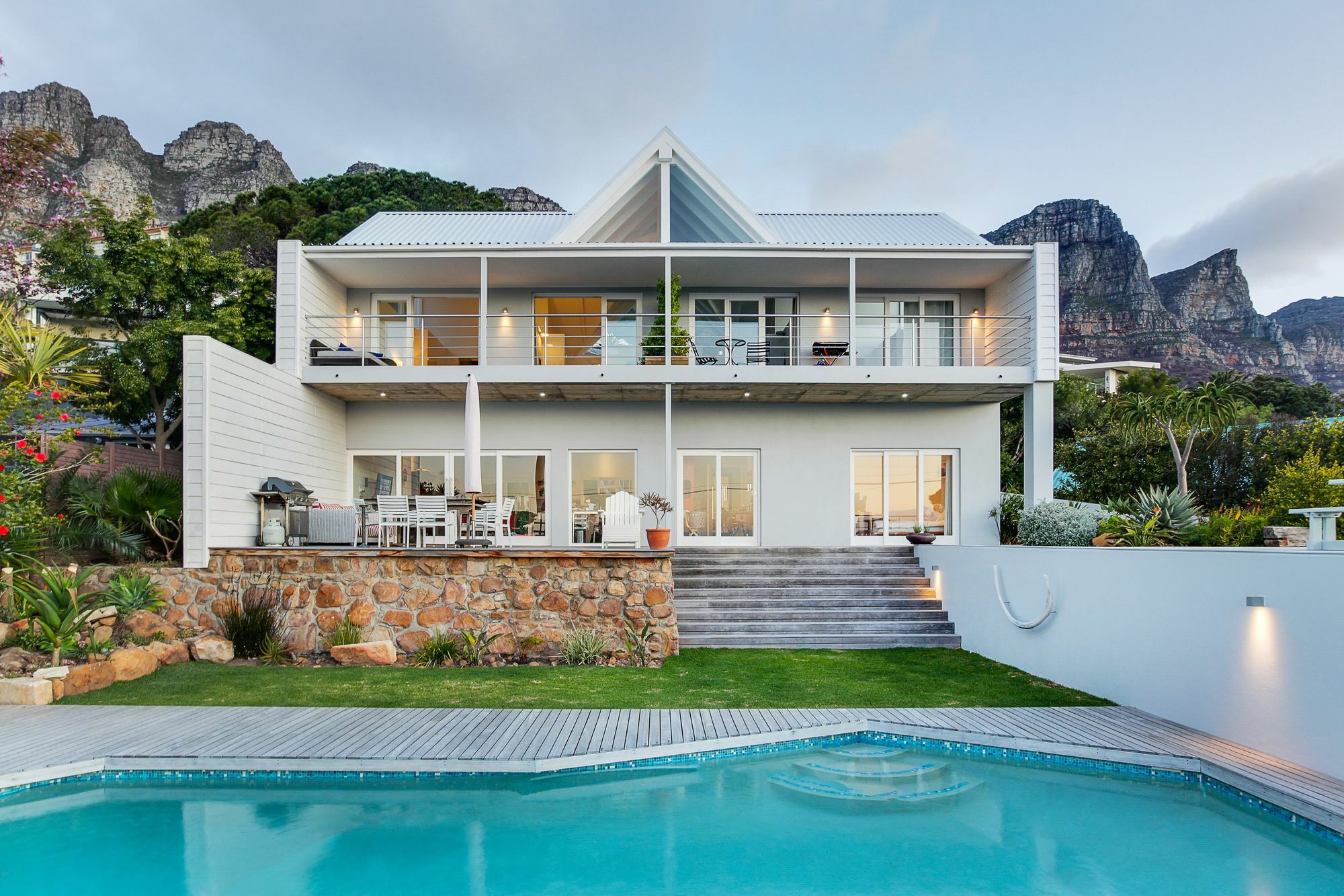 Appartamento Fulham Delight Camps Bay Esterno foto